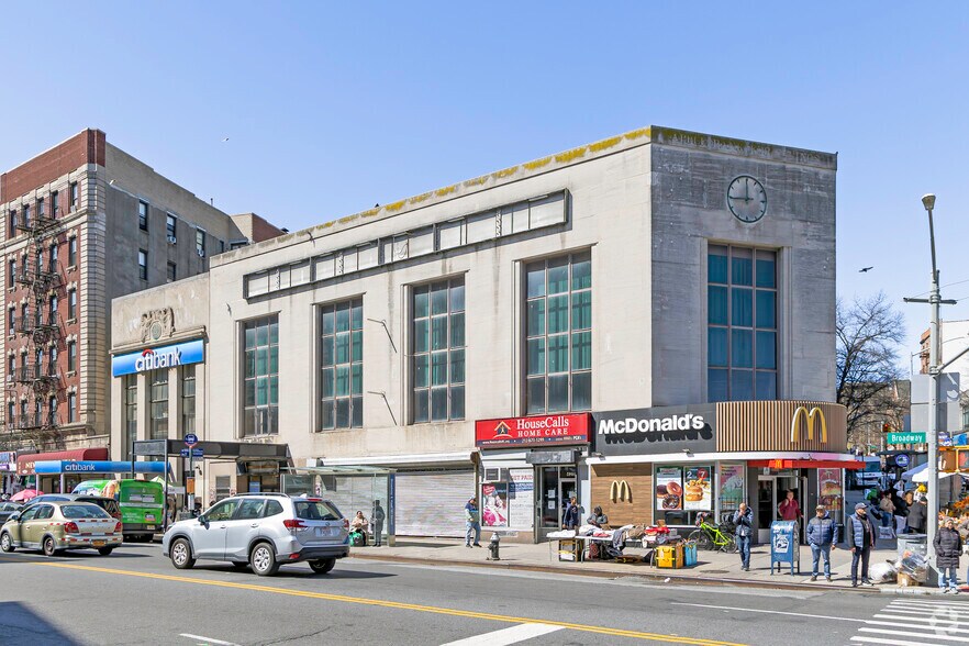 More Photos Of 4259 Broadway, New York Fast Food For Sale