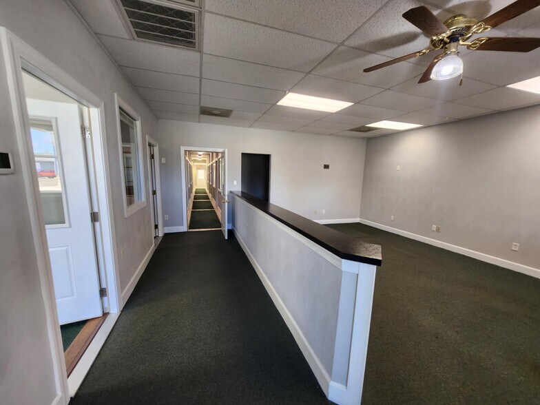 More Photos Of 223 N Main St, Franklin Office For Lease