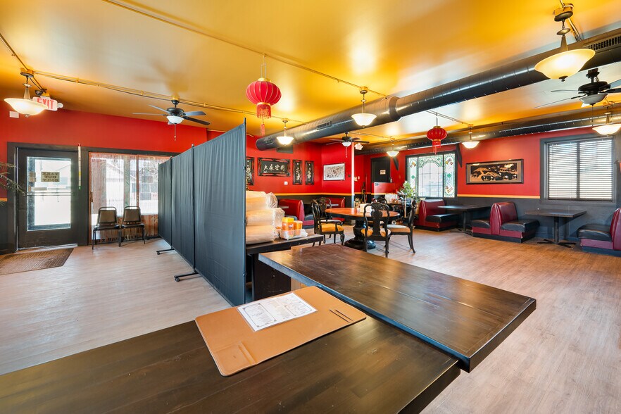 More Photos Of 52 4th St, Granby Restaurant For Sale
