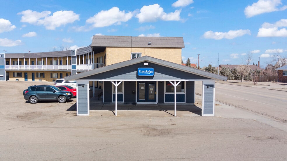 More Photos Of 700 Colorado Ave, Stratton Hotel For Sale