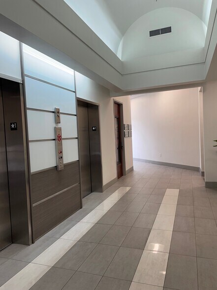 More Photos Of 4800 N Federal Hwy, Boca Raton Unknown For Lease