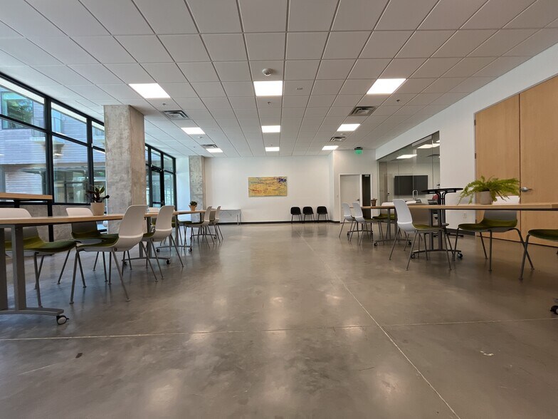 More Photos Of 1800 E 4th St, Austin Apartments For Sale