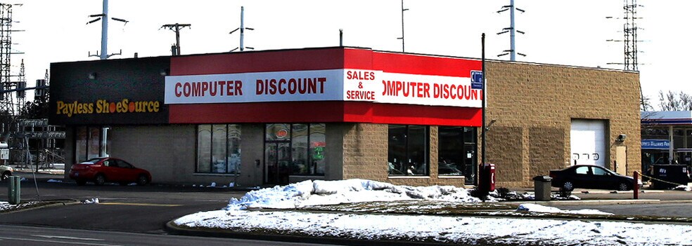 Primary Photo Of 1703 W Laskey Rd, Toledo Freestanding For Lease