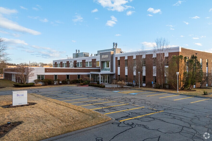 Primary Photo Of 115-119 4th Ave, Needham Office For Lease