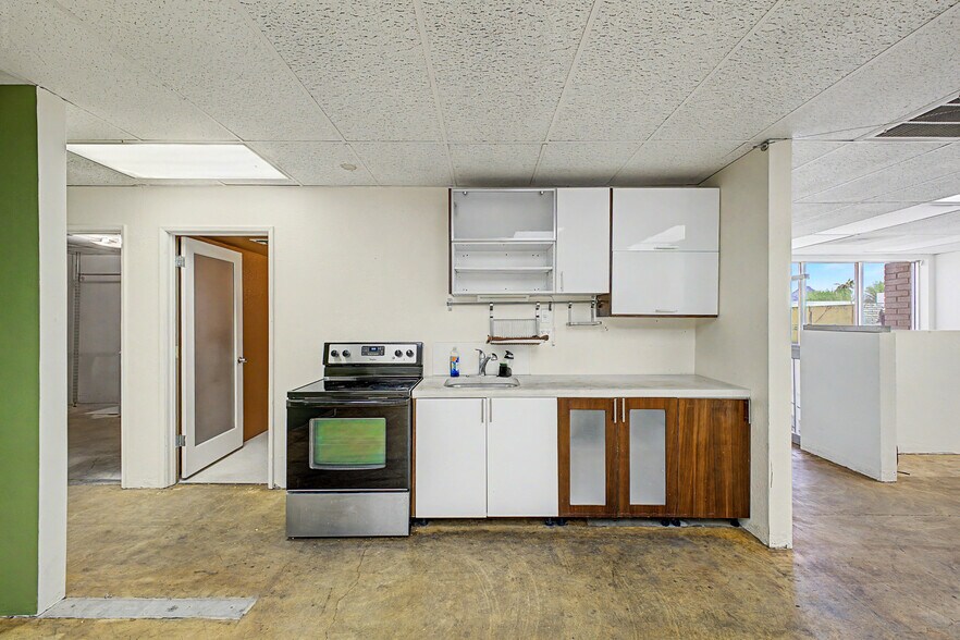 More Photos Of 4614 N 7th St, Phoenix Loft Creative Space For Lease