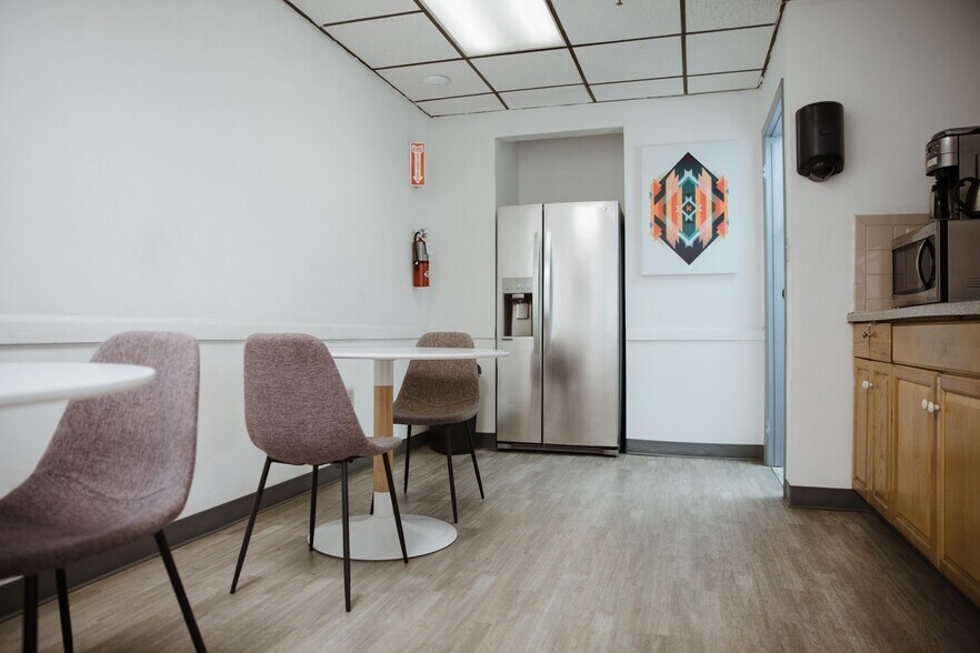 More Photos Of 7001 Anpesil Dr, North Bergen Warehouse For Lease