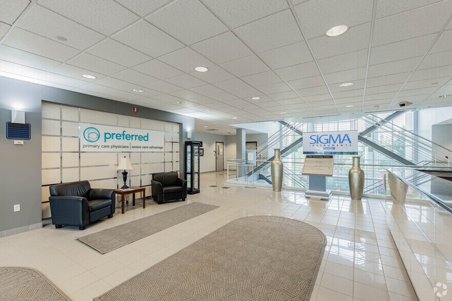 More Photos Of 701 Technology Dr, Canonsburg Office For Lease