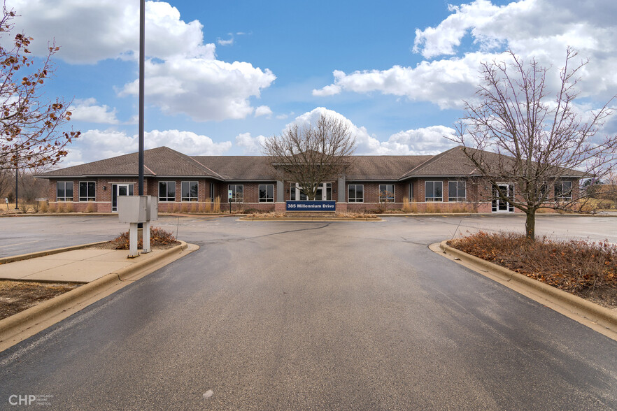 Primary Photo Of 385 Millennium Dr, Crystal Lake Medical For Lease