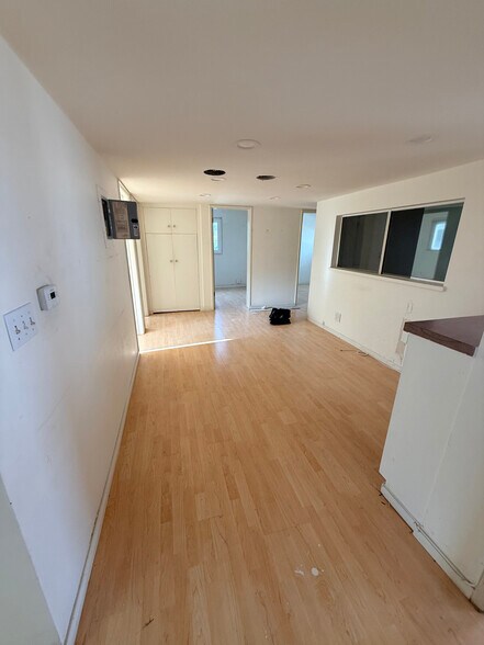 More Photos Of 1441 Superior Ave, Newport Beach Office Residential For Lease