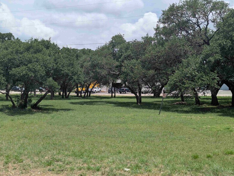 More Photos Of 1917 Main Street, Blanco Land For Sale