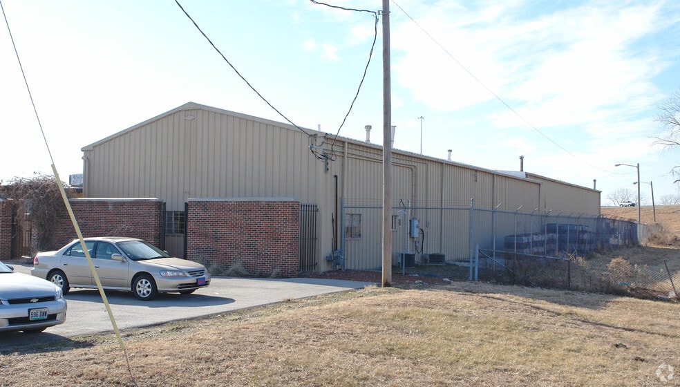 More Photos Of 336 S 42nd St, Kansas City Service For Sale