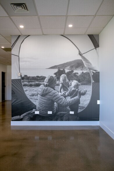 More Photos Of 1 International Ct, Broomfield Office For Sale