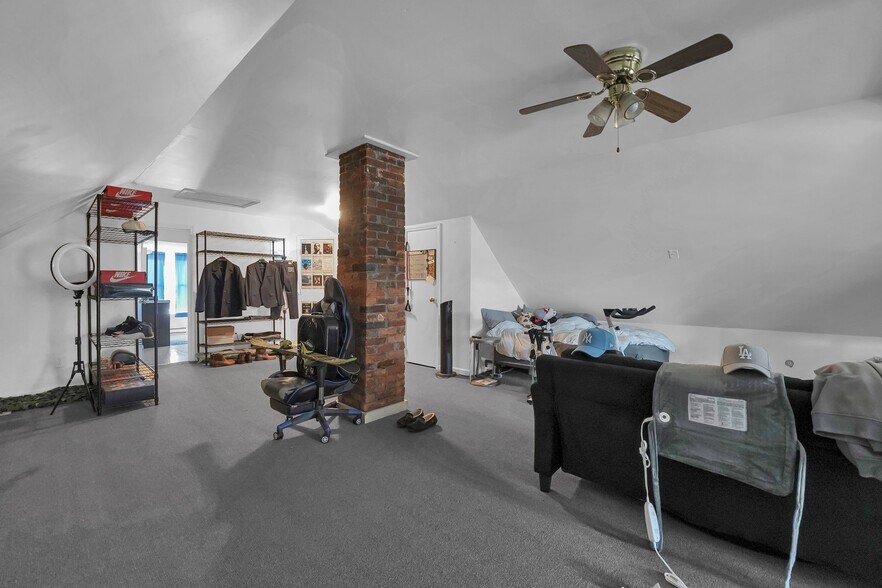More Photos Of 2406-2408 Indianola Ave, Columbus Apartments For Sale