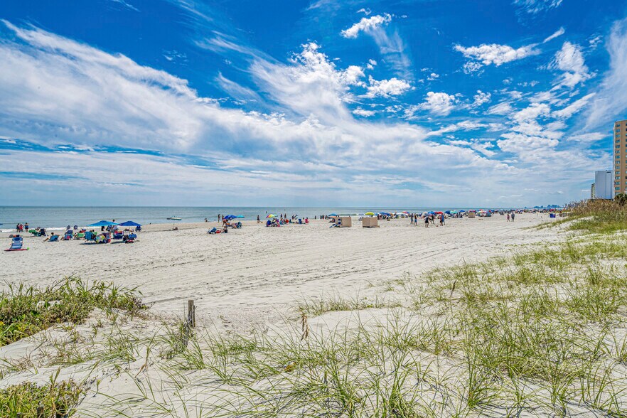 More Photos Of 806 S Ocean Blvd, Myrtle Beach Hotel For Sale