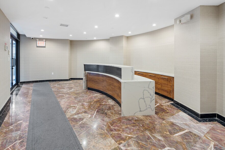 More Photos Of 136-41 41st Ave, Flushing Medical For Sale