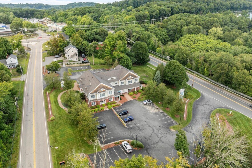 More Photos Of 307 Grafton St, Shrewsbury Office For Lease