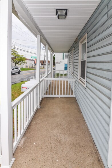 More Photos Of 15 Sollers Point Rd, Dundalk Multifamily For Sale