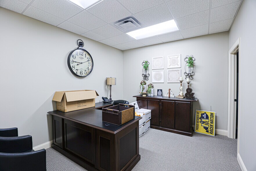 More Photos Of 1105 Octane Dr, Murray Office For Sale
