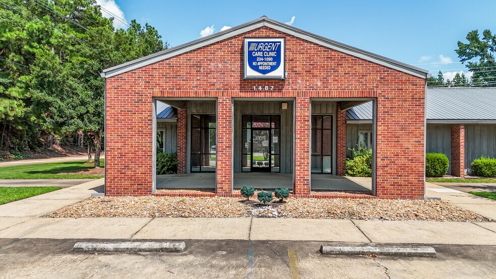 More Photos Of 1487 Belk Blvd, Oxford Office For Sale