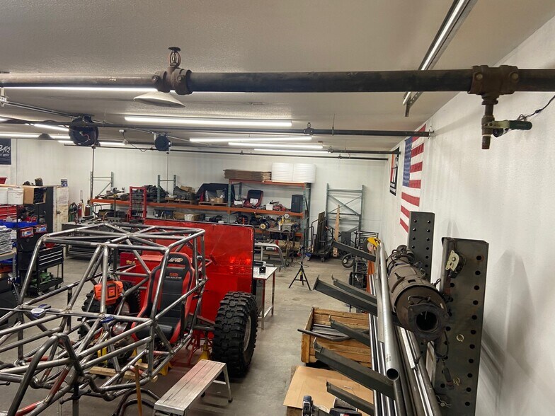 More Photos Of 147 E Aqua Cir, Coeur d'Alene Warehouse For Sale