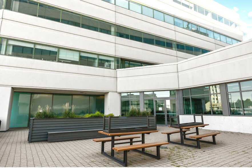 More Photos Of 5343 Dundas St W, Toronto Office For Lease