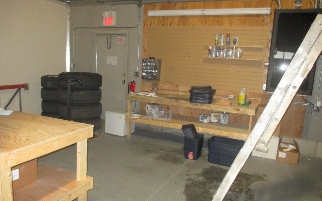 More Photos Of 4807 32nd St SE, Calgary Warehouse For Sale