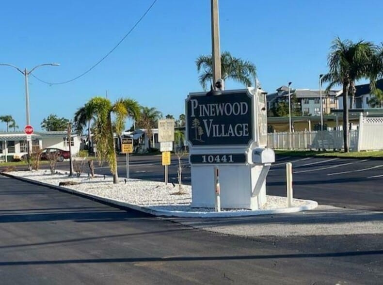 More Photos Of 10441 Gandy Blvd N, Saint Petersburg Manufactured Housing Mobile Home Park For Sale