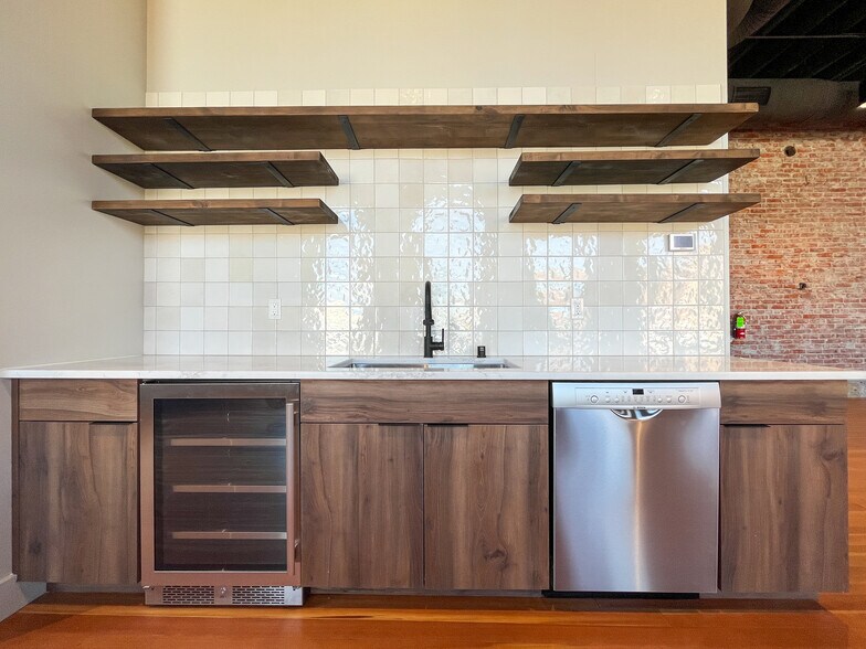 More Photos Of 28 E Main St, Walla Walla Office For Lease