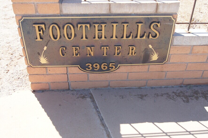 More Photos Of 3965 E Foothhills Dr, Sierra Vista Medical For Lease