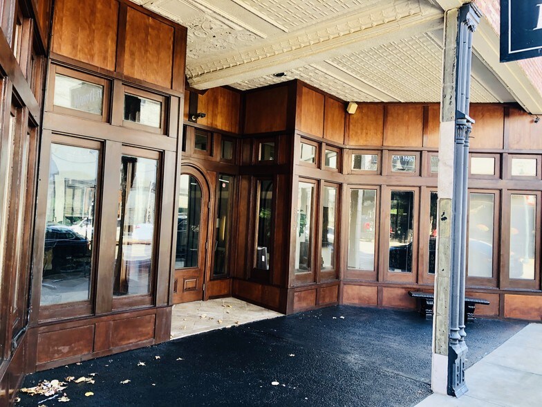 312 S Main St, Jonesboro, AR 72401 Lofts/Showrooms For Lease