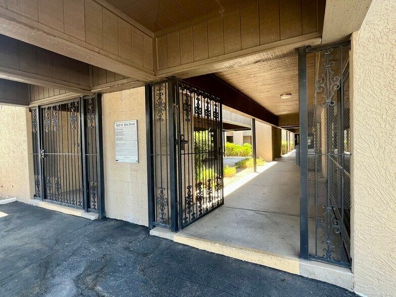 More Photos Of 10221 N 32nd St, Phoenix Office For Lease