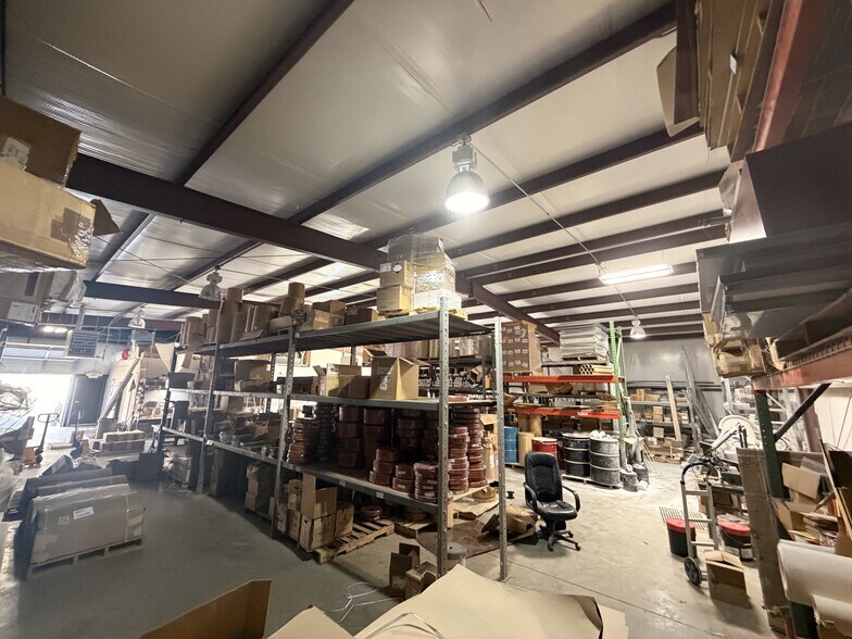 More Photos Of 514 Concord Industrial Dr, Seneca Flex For Sale
