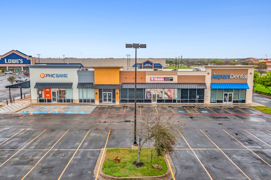 Primary Photo Of 300 Tx-332, Lake Jackson Storefront For Sale