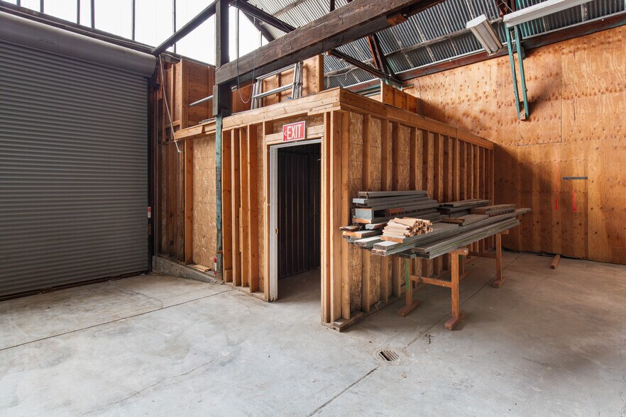 More Photos Of 2534 Magnolia St, Oakland Manufacturing For Sale