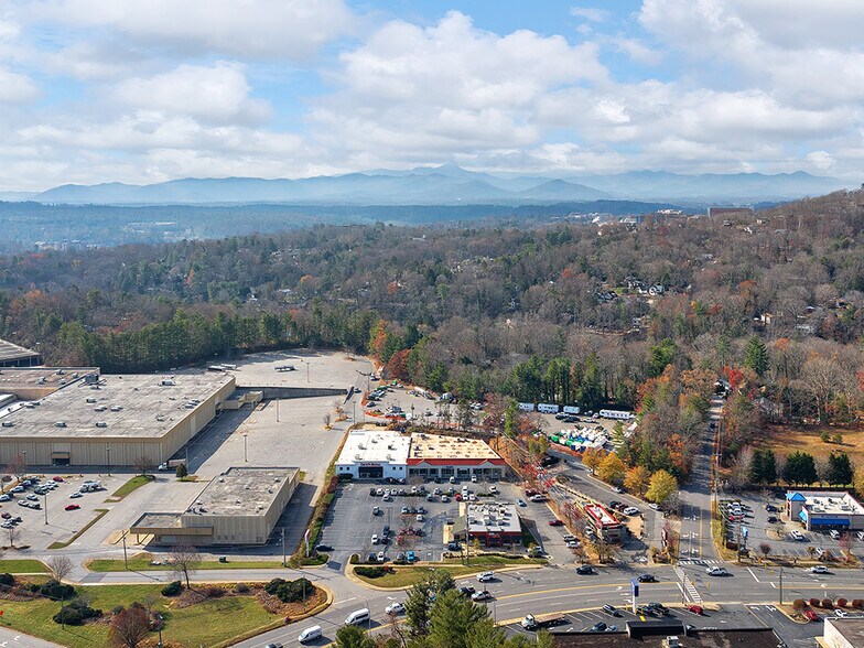 More Photos Of 265-273 Tunnel Rd, Asheville Freestanding For Sale