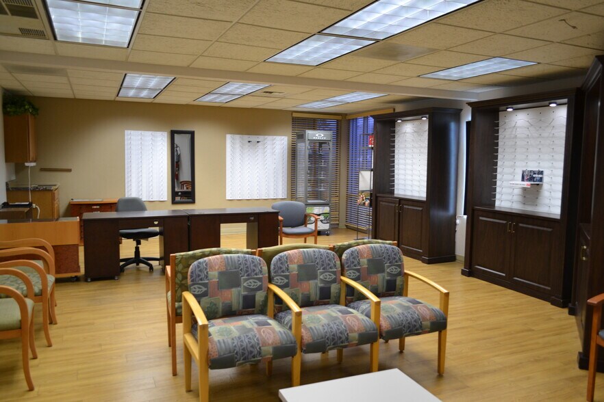 More Photos Of 1320 N 15th St, Immokalee Medical For Lease