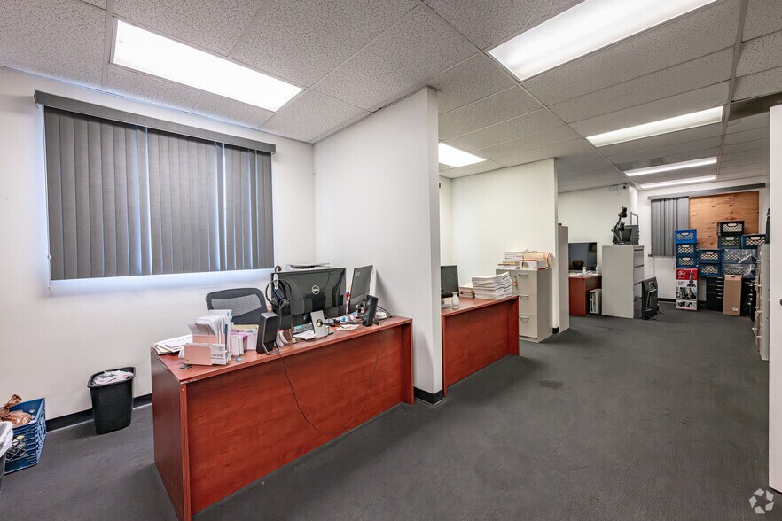 More Photos Of 1247 Brooks St, Ontario Land For Lease