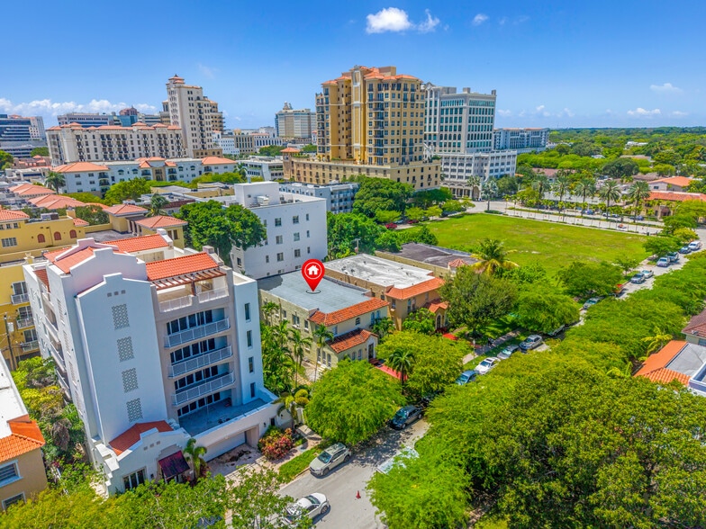 More Photos Of 114 Menores Ave, Coral Gables Apartments For Sale