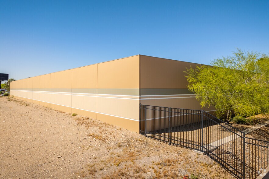 More Photos Of 6640 S Tenaya Way, Las Vegas Light Distribution For Lease