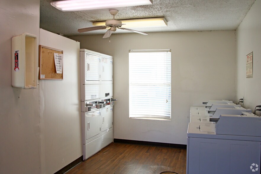 More Photos Of 509 N Westover Blvd, Albany Apartments For Sale