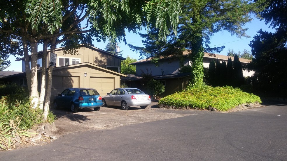 More Photos Of 3485 SW 87th Ave, Portland Apartments For Sale