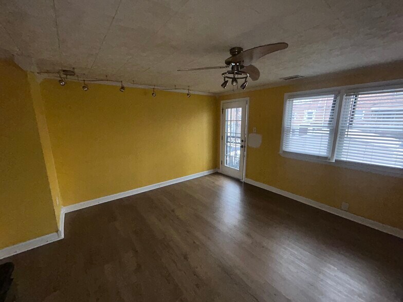 More Photos Of 4655 Benson St, Philadelphia Apartments For Sale
