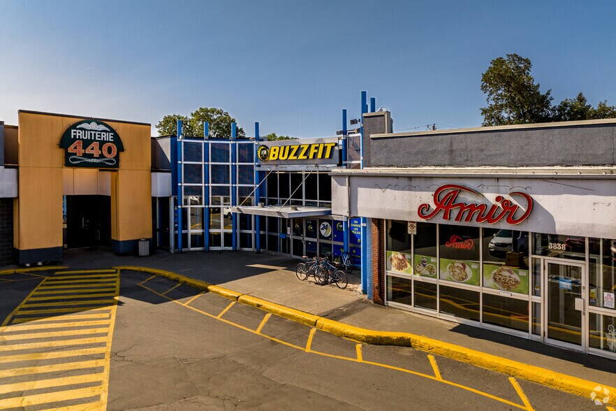 More Photos Of 3900 Boul Taschereau, Longueuil Unknown For Lease