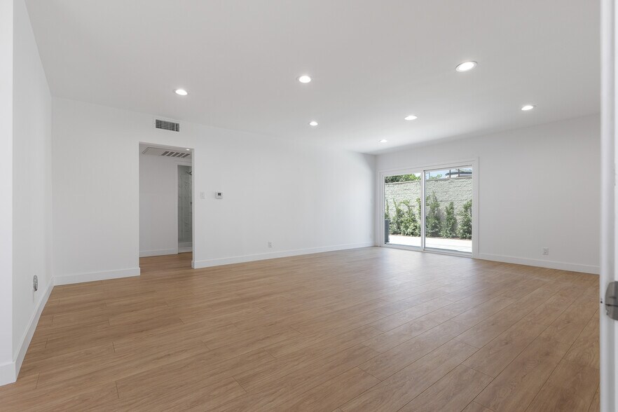 More Photos Of 623 Orange Grove Ave, Glendale Apartments For Sale