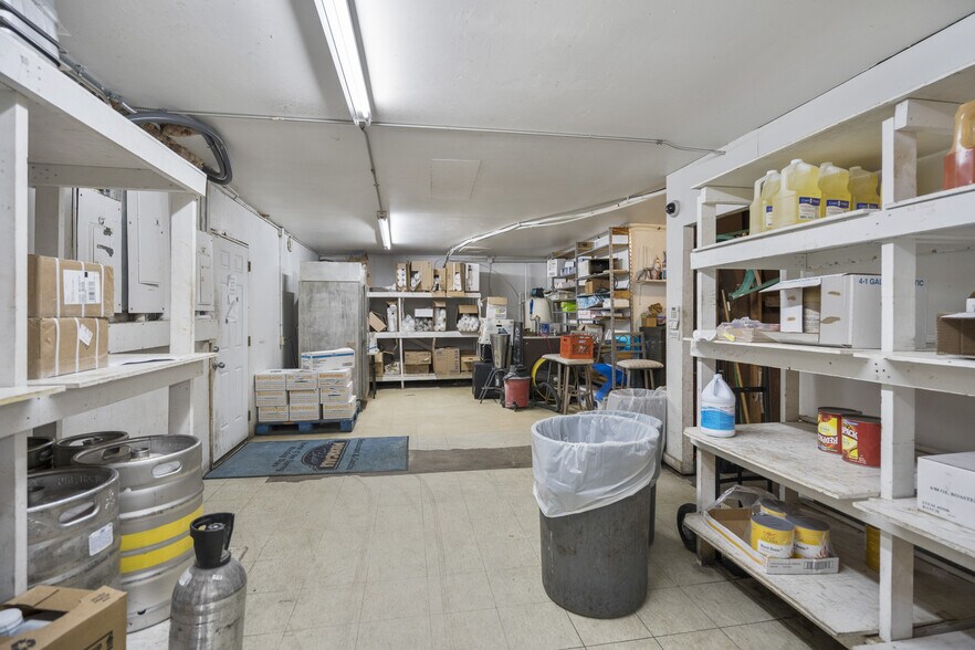 More Photos Of 6605 Hwy 54, Osage Beach Restaurant For Sale