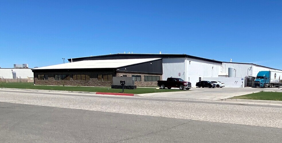 Primary Photo Of 9486 Holly Rd, Adelanto Warehouse For Sale