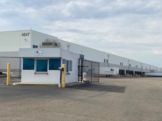 More Photos Of 4647 Logistics Dr, Stockton Distribution For Lease