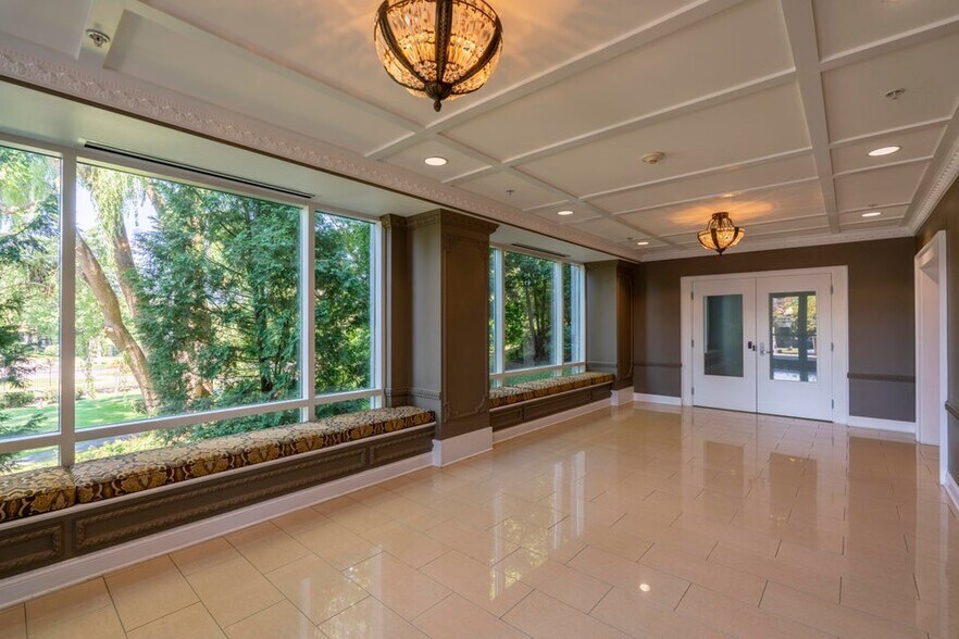 More Photos Of 262-268 Broadway, Saratoga Springs Office Residential For Sale