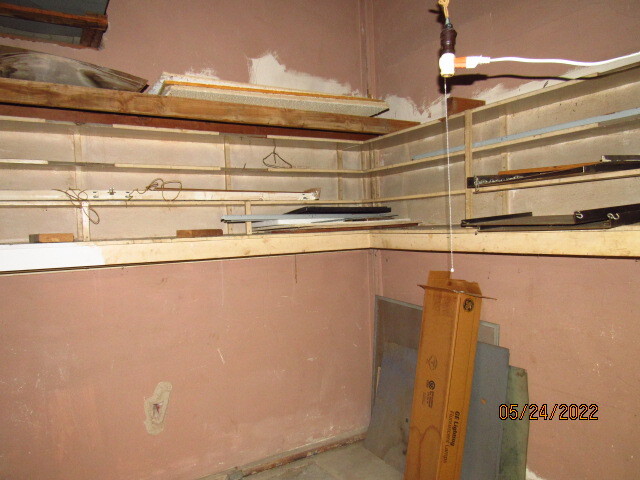 More Photos Of 301 N Washington St, Ardmore Distribution For Sale