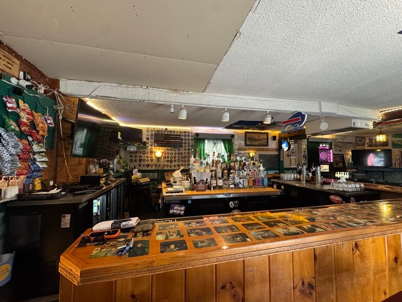 More Photos Of 222 Katherine St, Buffalo Restaurant For Sale